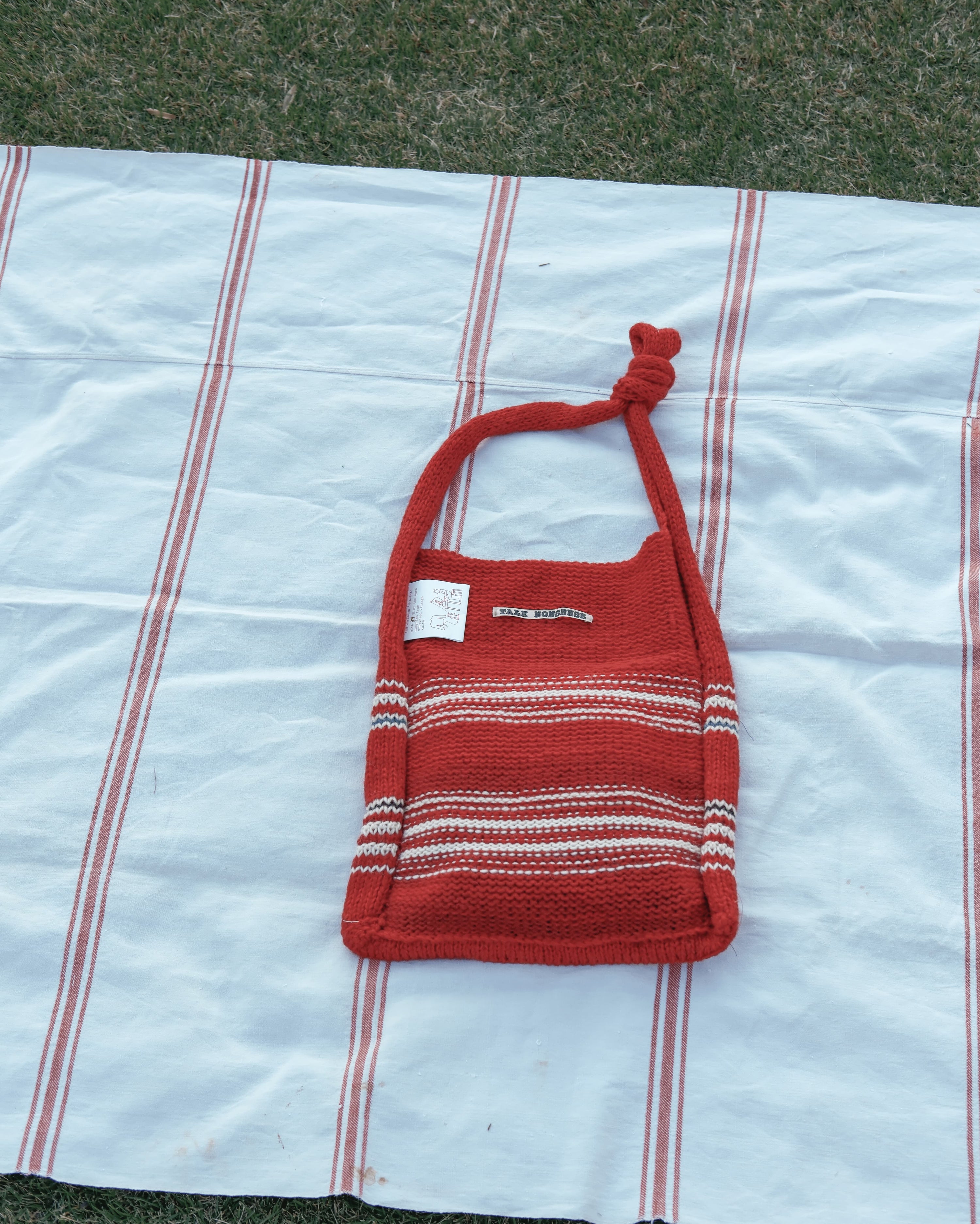 BAG MARSUPIAL BORDER RED